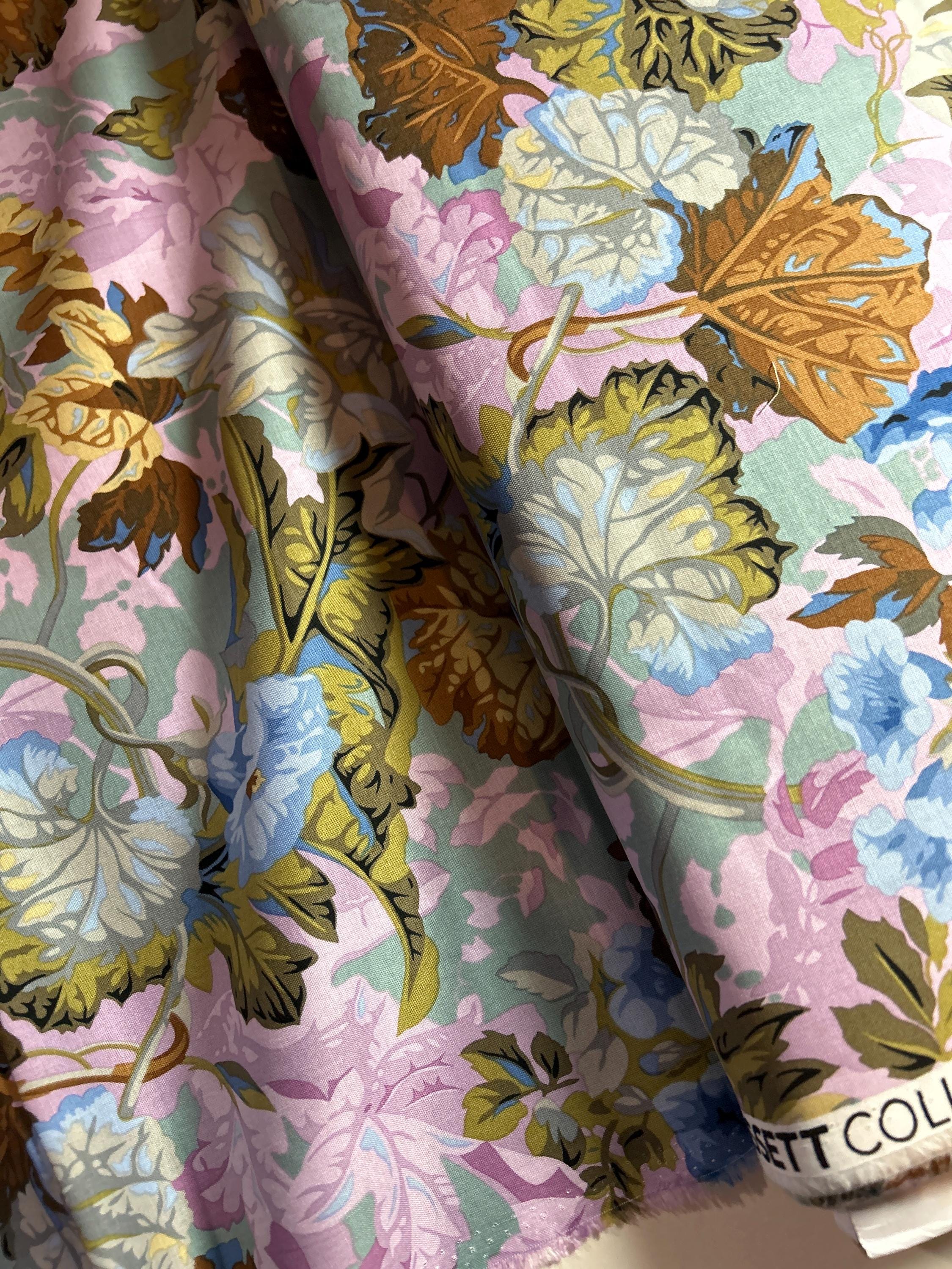 Kaffe Fassett Collective Fabric -  Flower Grandiose PWPJ013.TAUPE -  100 % Quality Cotton by 1/2 Yd and YARDAGE