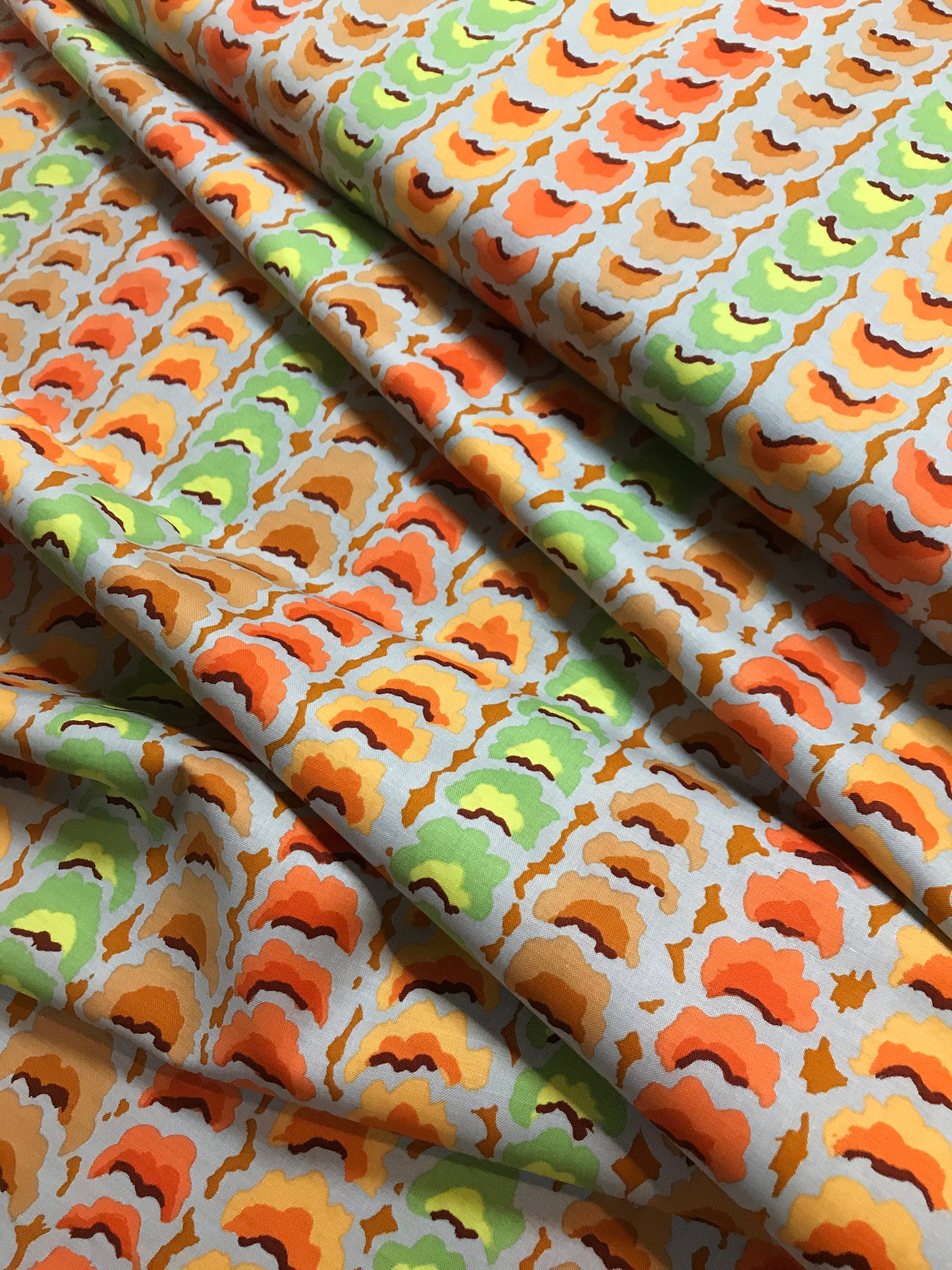 Kaffe Fassett Fabric- Garlands PWGP181.TAWNY Spring Collective 2021 by FreeSpirit - 100%  Quality Cotton - by Fat 1/2 Yd and YARDAGE