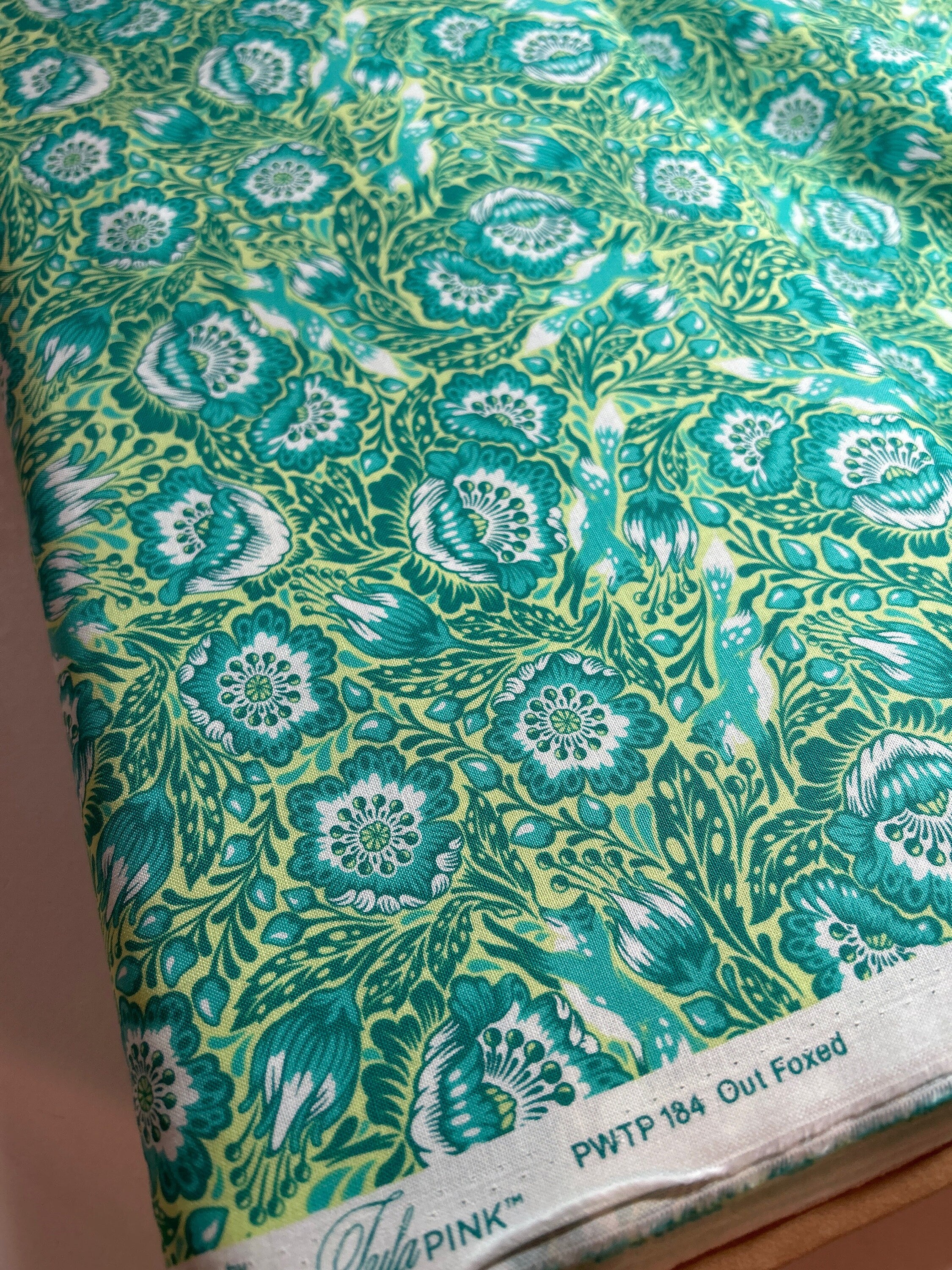 Tula Pink Fabric  TINY BEASTS PWTP184 Outfoxed in Glow  - FreeSpirit - Fox -100% Quality Cotton by 1/2 Yd and Yardage