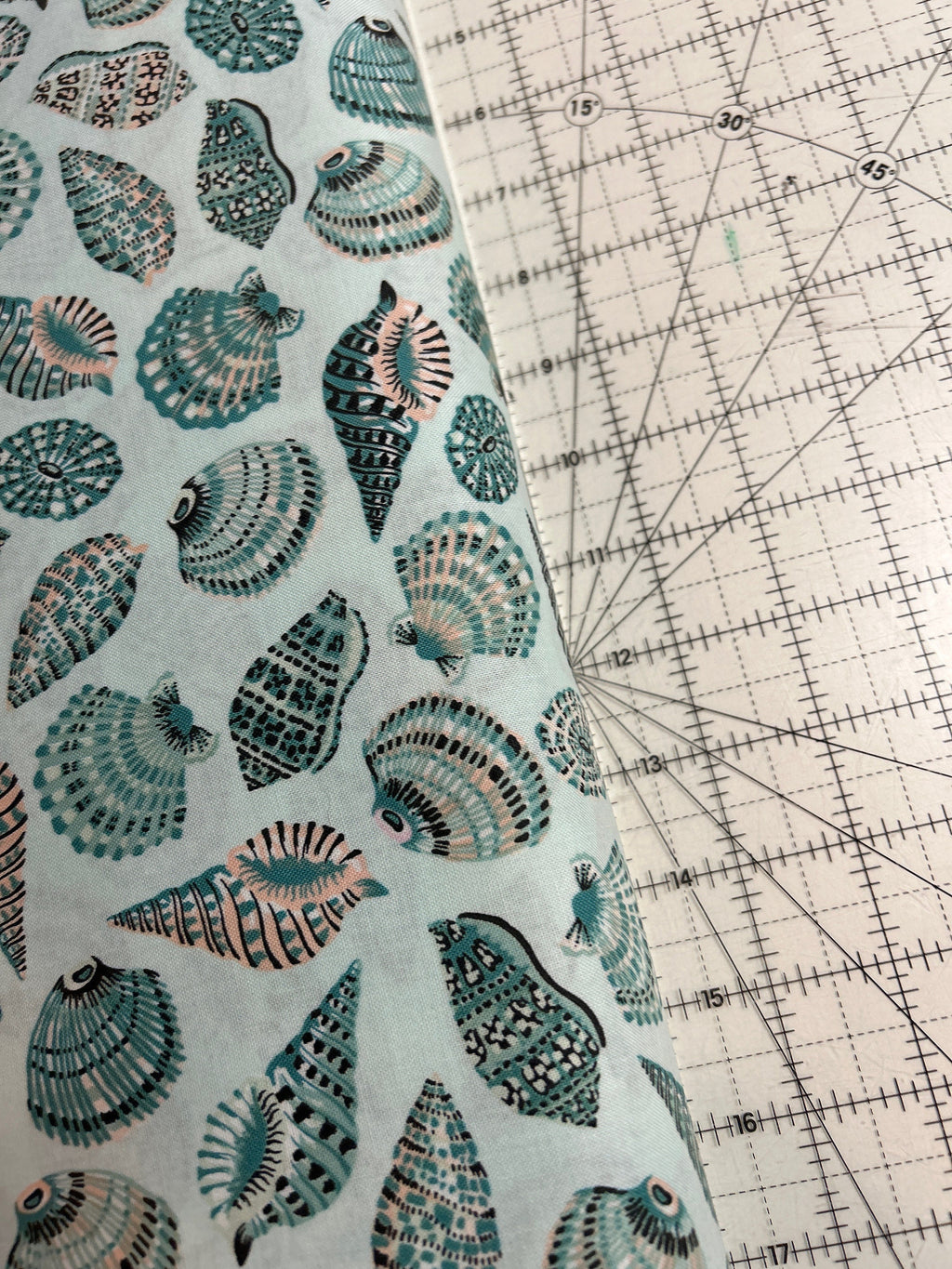 Tropical Fabric - Sea Shell Botanical by Figo - 90242-60 Scallop Hawaiian Island California Beach - 100% Quality Cotton Yard
