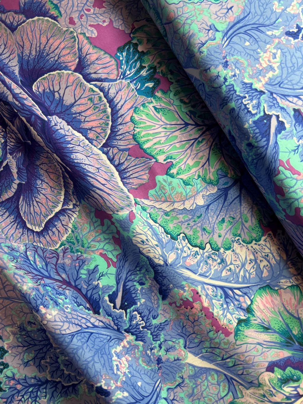 Kaffe Fassett Collective Fabric - Kurly Kale PWPJ120 Blue -  100 % Quality Cotton by 1/4 Yd and YARDAGE