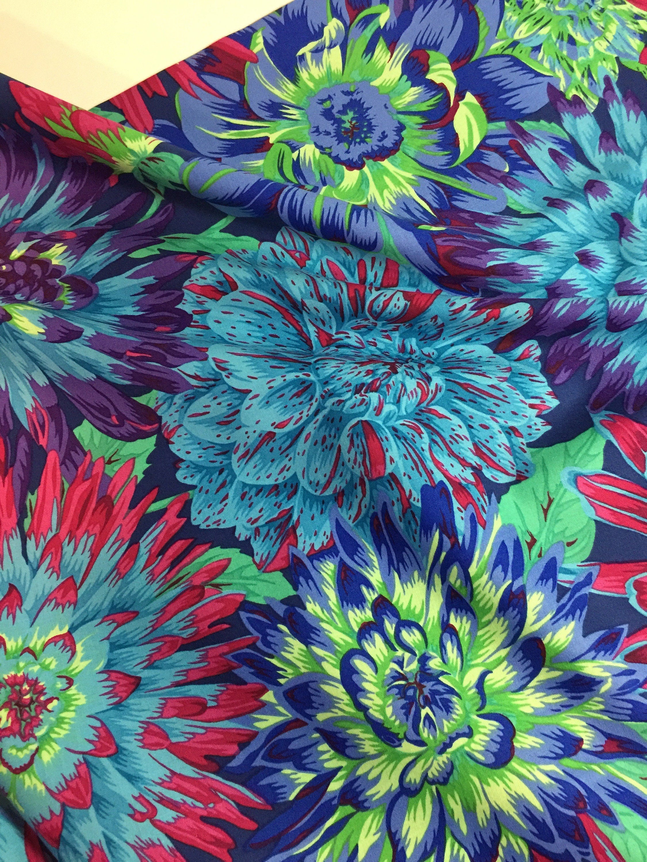 Kaffe Fassett Fabric Phillip Jacobs - Cactus Dahlia - PWPJ054.BLUEX Floral -100% Quality Cotton by the YARD