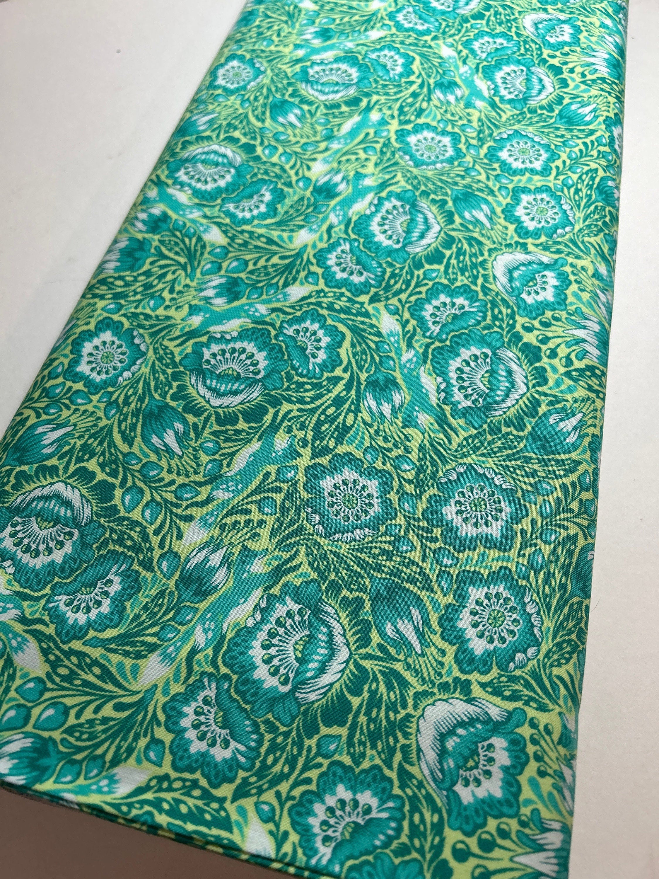 Tula Pink Fabric  TINY BEASTS PWTP184 Outfoxed in Glow  - FreeSpirit - Fox -100% Quality Cotton by 1/2 Yd and Yardage