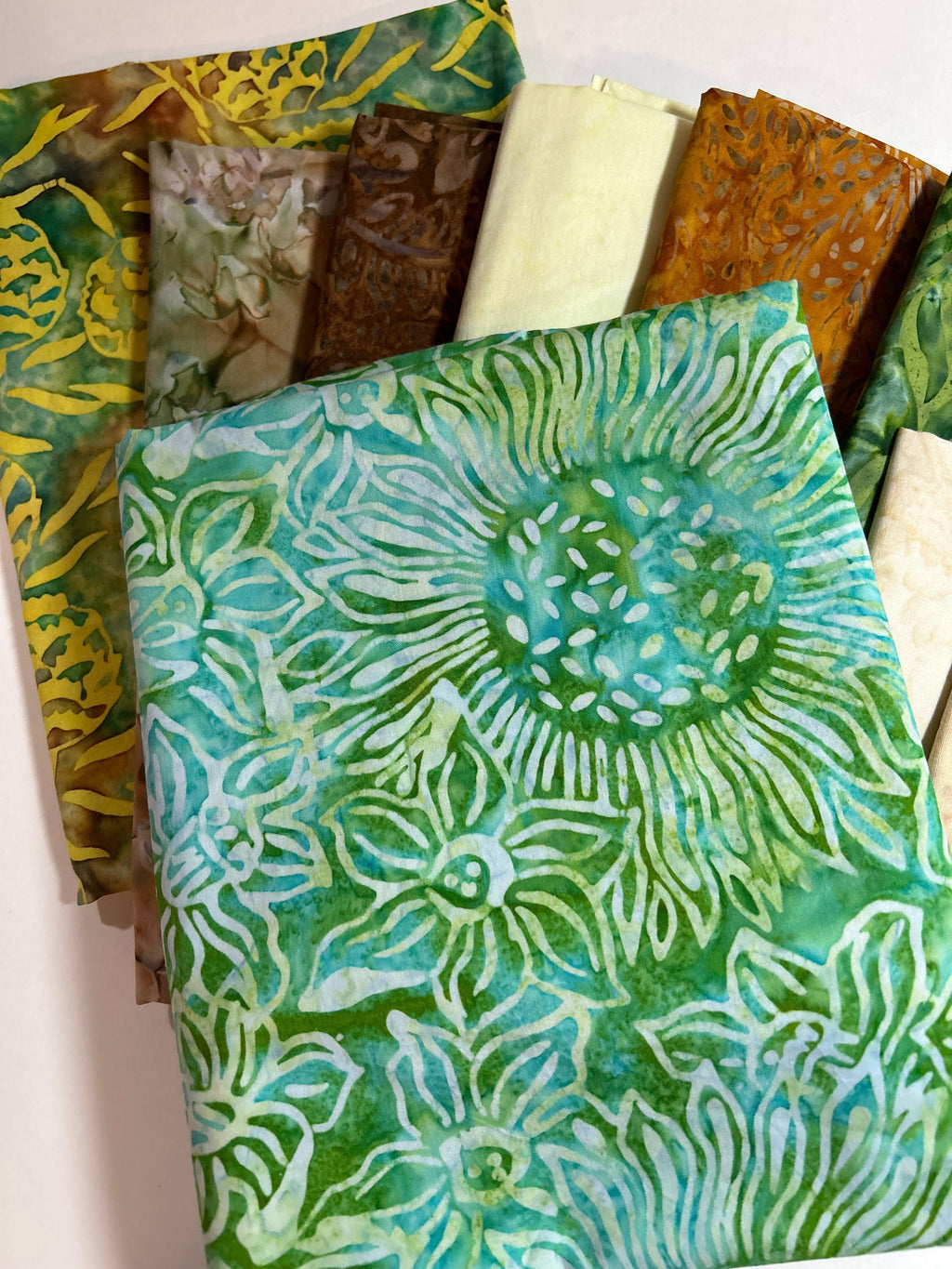 Batik Fabric - Bundle by Hoffman Fabrics Pattern 15-2023  - 100% Cotton Coordinated Yards 60”x70” Quilt Kit SUNFLOWERS AND PINEAPPLE with Free Pattern